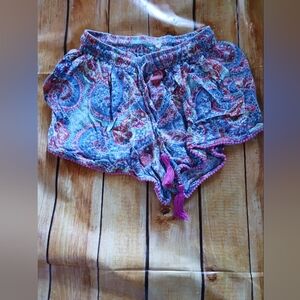 Japna Multicolor Paisley Women Shorts